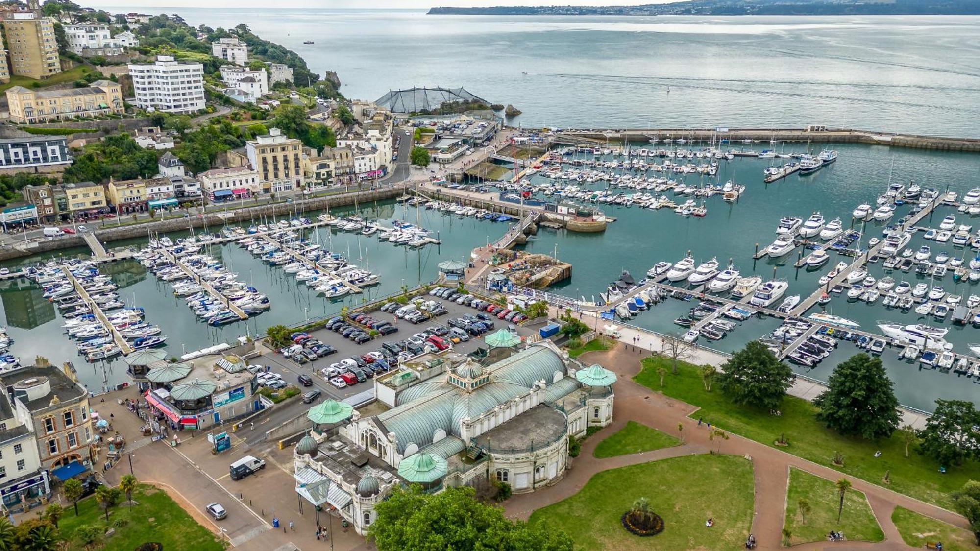 Apartament Harbour Breeze - Contemporary Waterside Bolthole On Torquay'S Iconic Marina Zewnętrze zdjęcie
